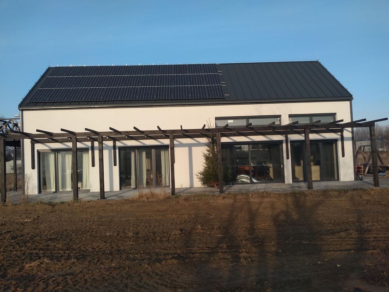 Dom bez rachunków. Sprawdzamy, jak to wygląda w praktyce