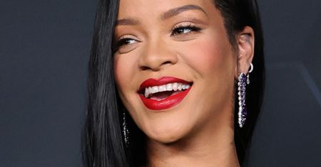 Rihanna pokazała twarz synka! Jaki do niej podobny! Osiem miesięcy czekaliśmy na ten widok