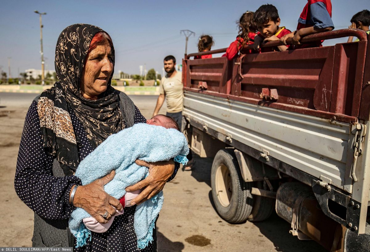 Bliski Wschód. MSZ Turcji: Ofensywa nie wykroczy poza 30 km w głąb Syrii