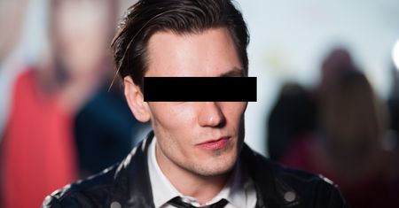 Kolejne problemy aktora "Barw szczęścia". Bartosz G. usłyszał zarzuty posiadania środków odurzających