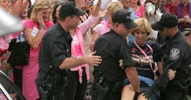 Policja aresztowała Cindy Sheehan