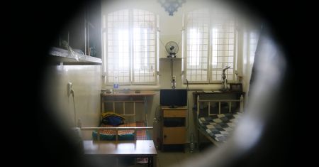 Wykorzystał seksualnie 13-latkę i rozpowszechniał pedofilskie porno. Po dwóch latach usłyszał zarzuty