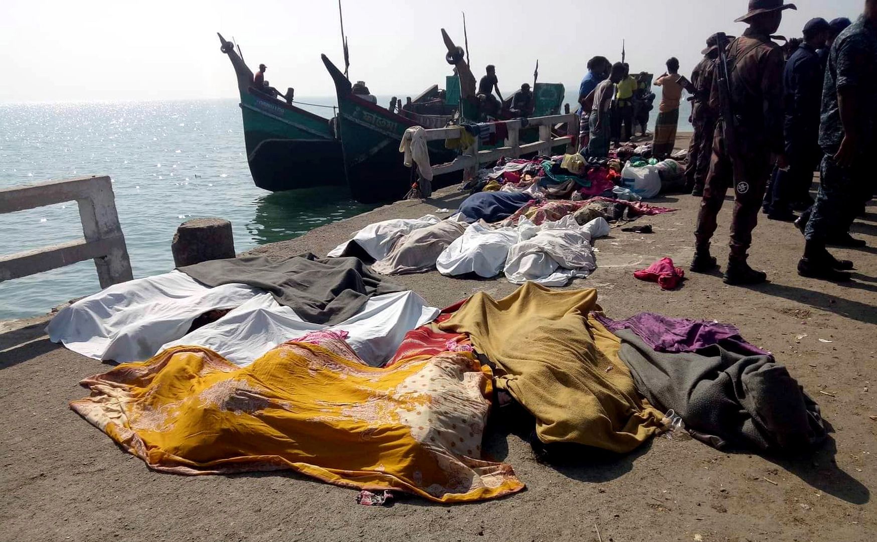Bangladesz. Katastrofa łodzi z ponad setką uchodźców na pokładzie