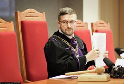 Paweł Juszczyszyn przekroczył prędkość i okazał legitymację sędziowską. "Uniknął odpowiedzialności"