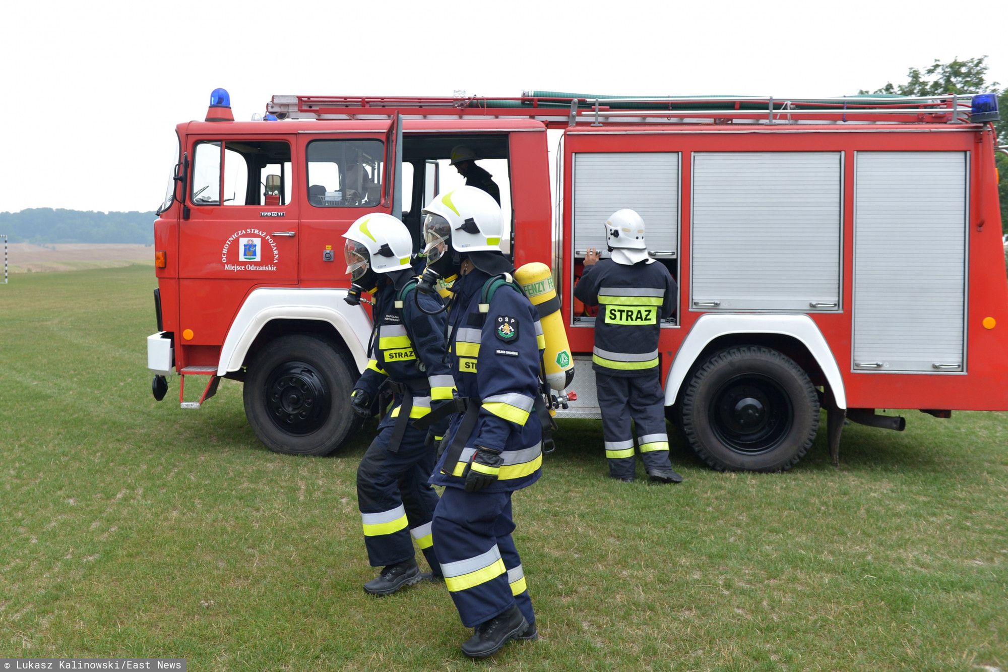 Nowy problem strażaków z OSP. Radiowi hakerzy mogą wywoływać fałszywe alarmy.