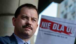 Polityk prawicy Artur Zawisza potrącił rowerzystkę. Prowadził auto mimo zakazu