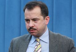 Artur Zawisza o jeździe bez prawa jazdy. "To nie jest zbrodnia". Były poseł opowiada o wypadku