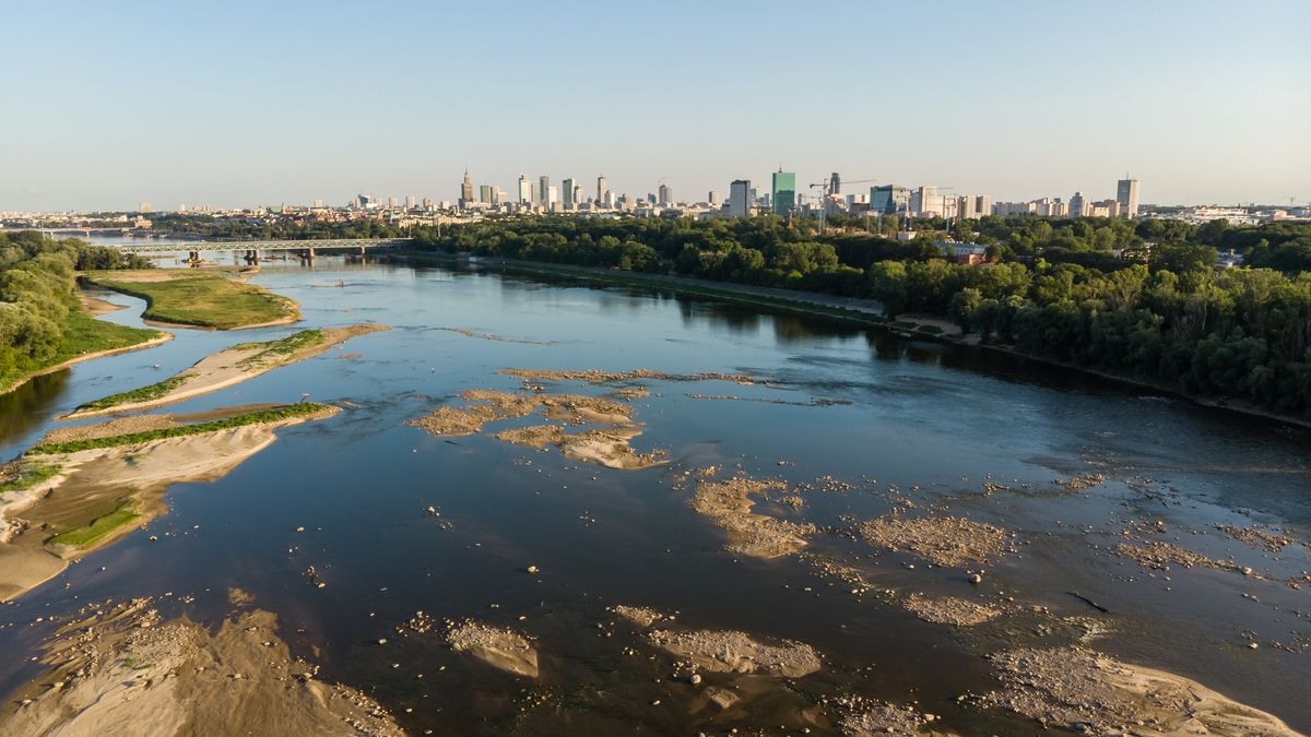 Wysychają rzeki i studnie. Susza w całym kraju.