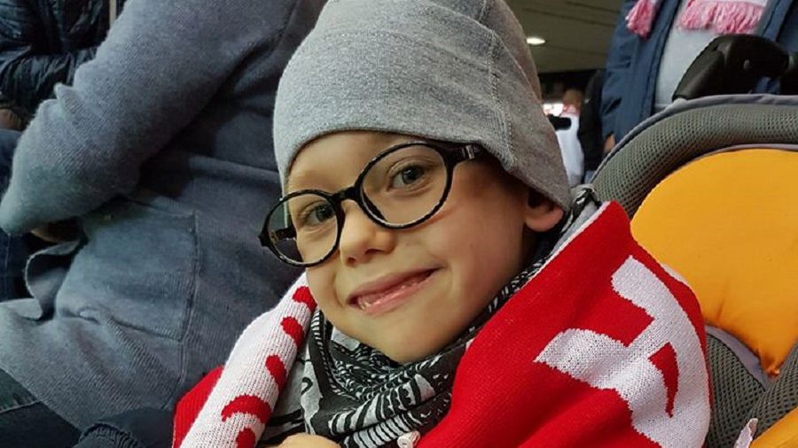 Franek z Kalisza cierpi na nieuleczalną chorobę