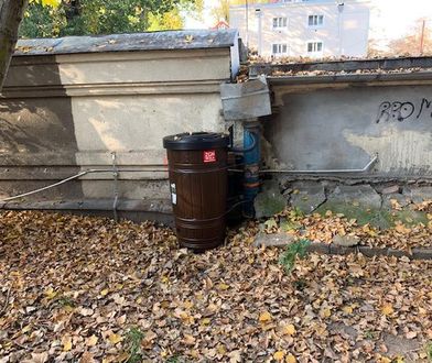 Warszawa. Wola stawia na ekologię i ustawia pierwszy zbiornik na deszczówkę