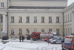 Bomba w stołecznym ratuszu? "Trwa sprawdzanie budynku"