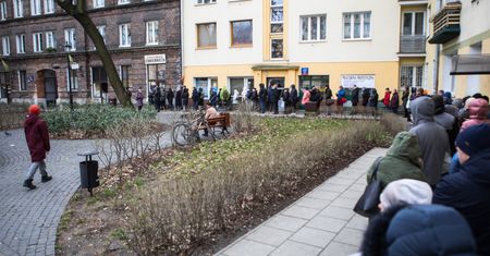 Tłusty Czwartek z gigantycznymi kolejkami... już w środę