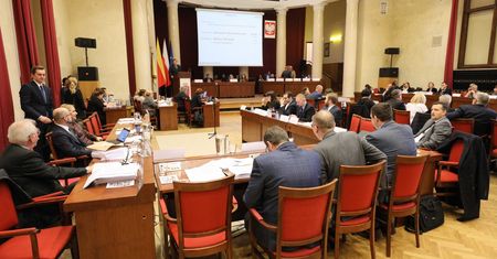 Warszawa przedłużyła program in vitro do 2022 r. Będzie też więcej pieniędzy
