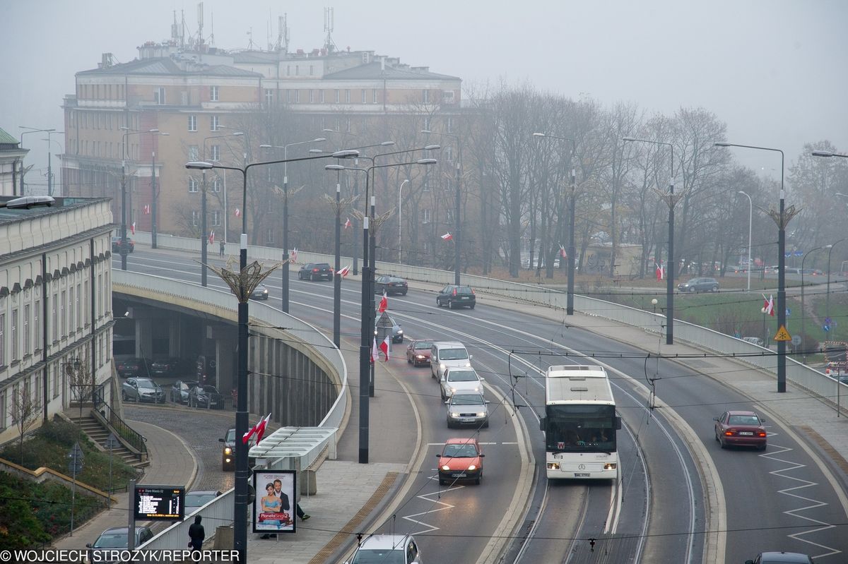 Smog Warszawa - 8 lutego. Sprawdź pomiary w poszczególnych dzielnicach