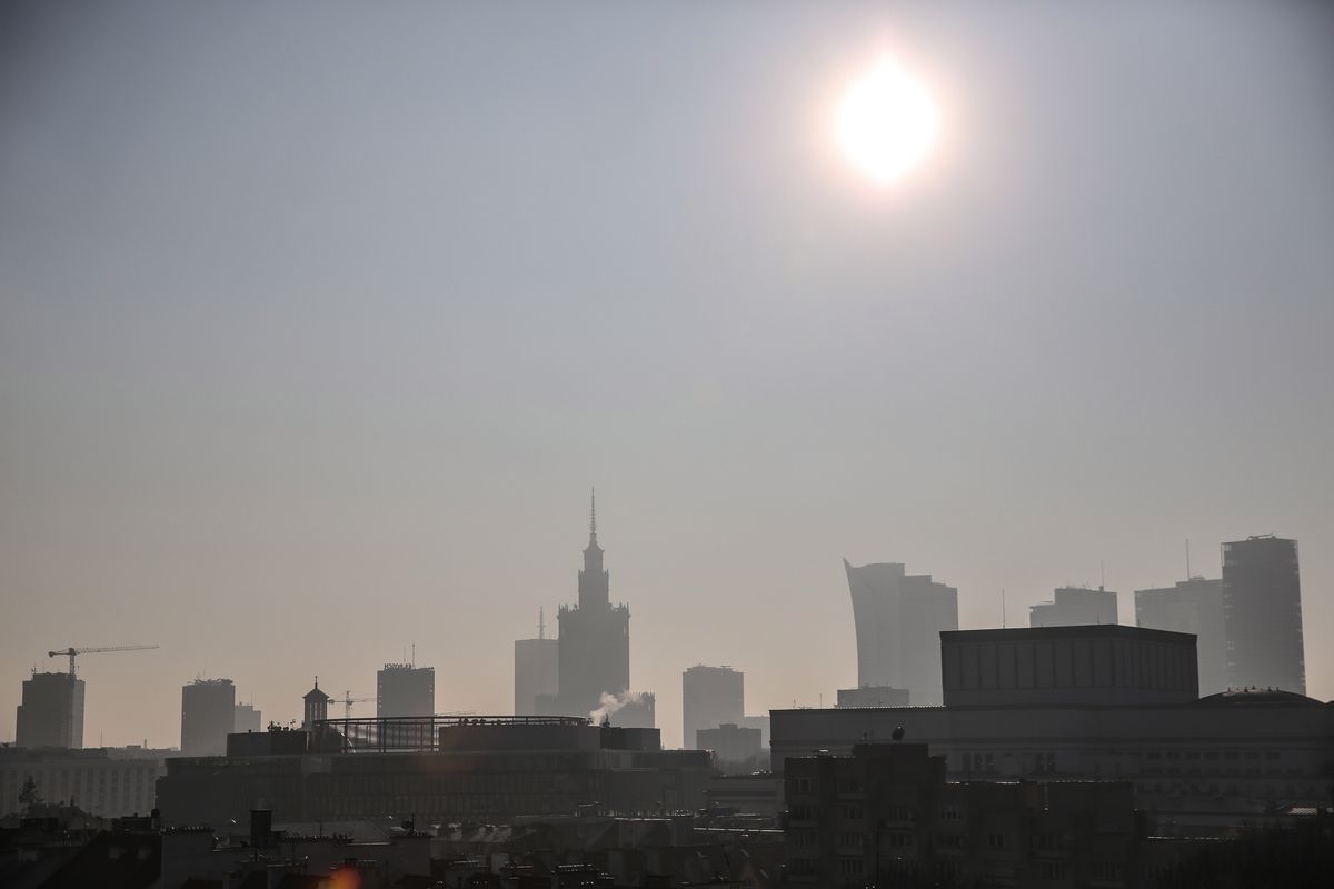 Smog Warszawa - 11 stycznia. Zła jakość powietrza