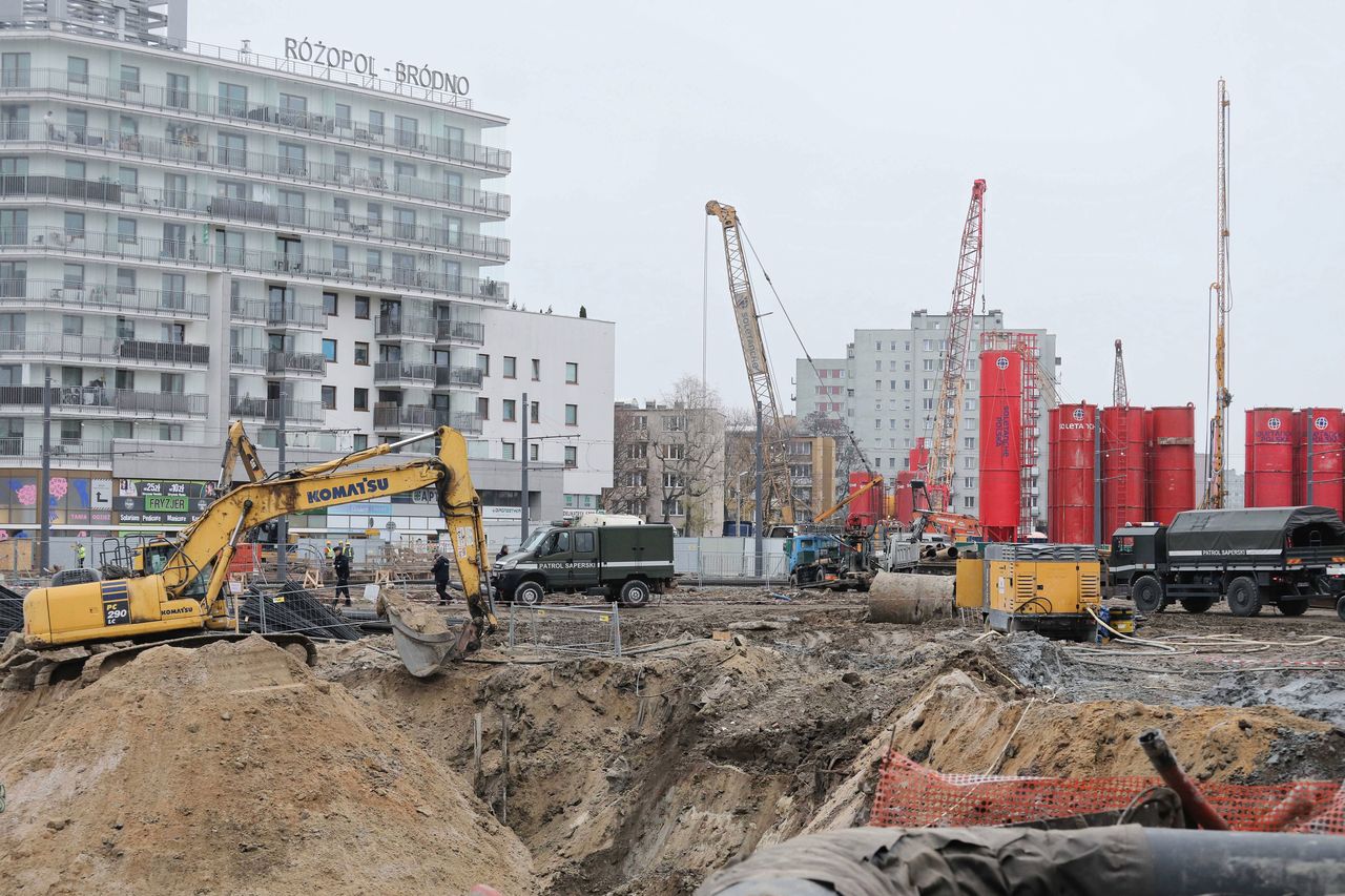 Metro na Bródno. Kolejny niewybuch na budowie. Na miejsce wezwano saperów