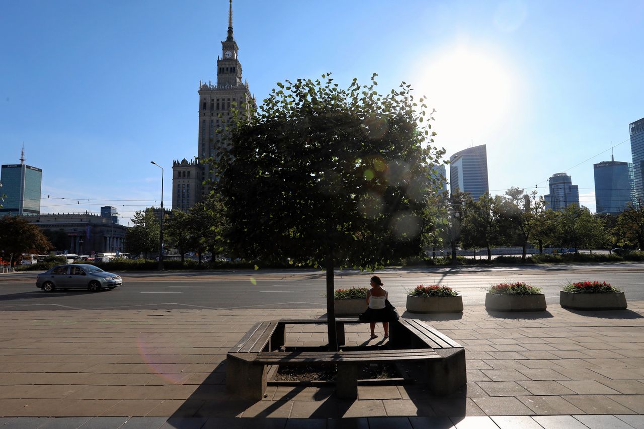 Upały w stolicy. Ostrzeżenie drugiego stopnia