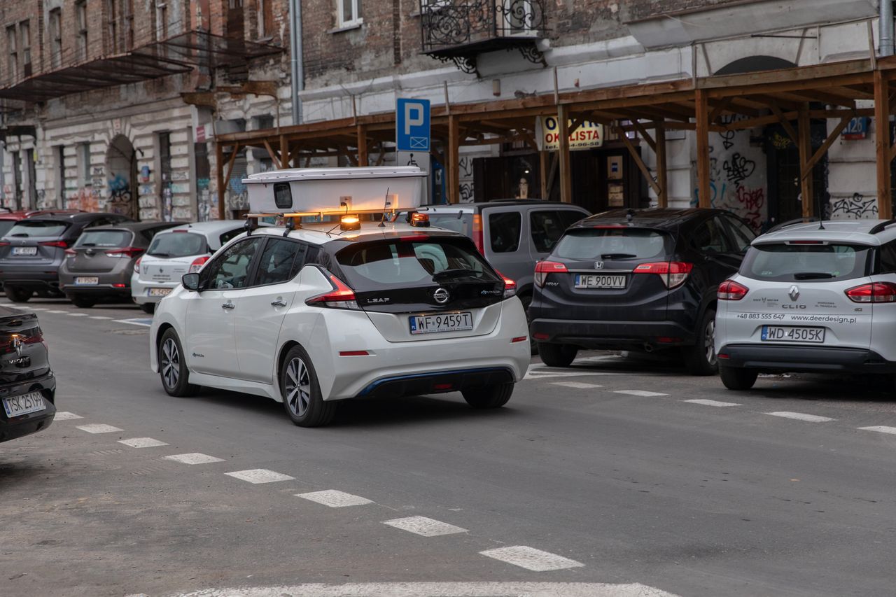 Warszawa. 600 mandatów pierwszego dnia e-kontroli. "Zarobek" miasta imponujący