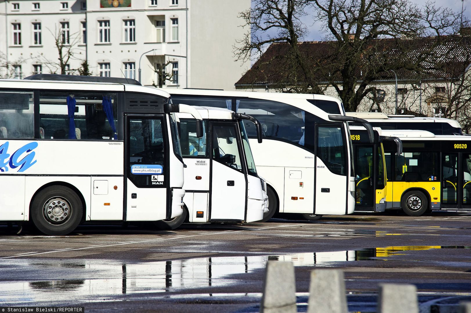 Koronawirus w Warszawie. Kierowca PKS Grójec zakażony 