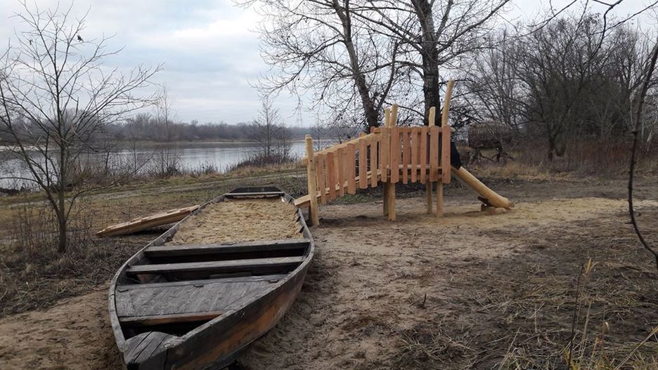 Warszawa. Miejska plaża nad Wisłą na Białołęce