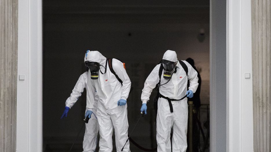 Koronawirus w Warszawie. Miejsca publiczne poddawane będą dezynfekcji/ foto ilustracyjne wyk. 2020-03-31