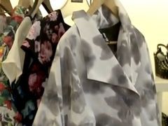 Modne płaszcze przypominające sukienki