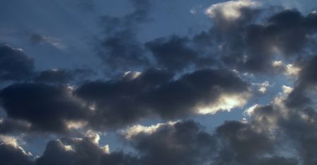 Prognoza pogody na dziś - 24 września. Chłodno, ale z przejaśnieniami. Może spaść krupa śnieżna