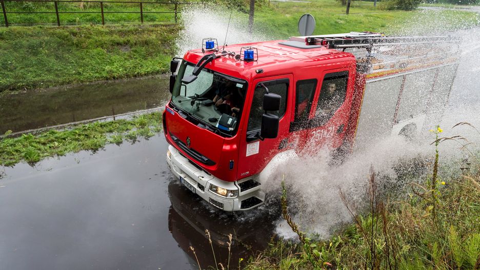 W niektórych miejscach może spaść nawet 20 mm deszczu