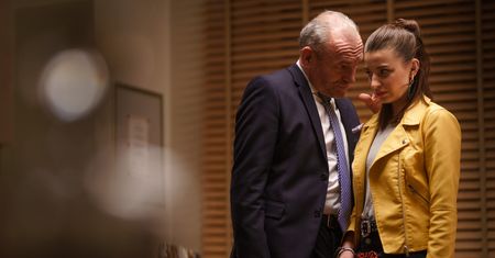 "Zawsze warto": Julia Wieniawa miała wypadek. Ma rozerwane ucho