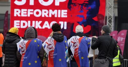 PiS postawił na swoim. Jest decyzja Sejmu ws. referendum oświatowego