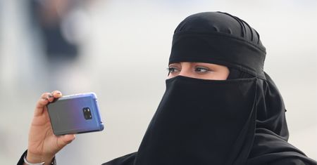Honorowe zabójstwa kobiet to codzienność. "Facebook to drzwi do pożądania"