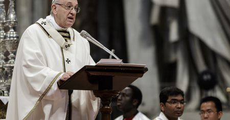 Papież Franciszek zareagował na raport dot. pedofilii w USA. "Zlekceważyliśmy i opuściliśmy maluczkich"