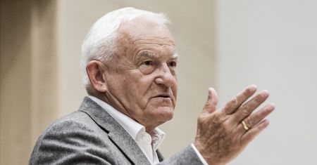 Leszek Miller o sytuacji w Wielkiej Brytanii: chcecie wychodzić, wychodźcie. Goodbye!
