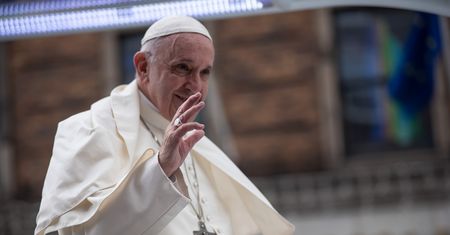 Konferencja prasowa papieża Franciszka: nie można ukrywać pedofilii, rodzice muszą o tym mówić