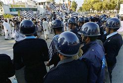 Musharraf odwoła stan wyjątkowy jeśli będzie spokój