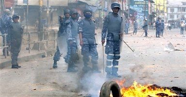 Gwałtowne starcia studentów z policją w Katmandu