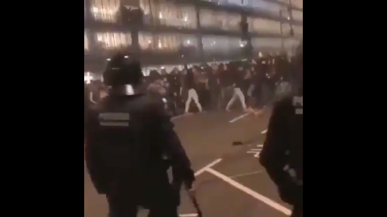 Hiszpania. Zamieszki w Barcelonie. Kilkadziesiąt rannych osób [WIDEO]