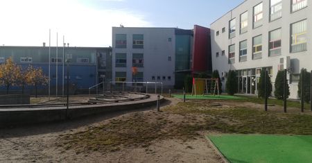 Rodzice uczniów obawiają się odry. "Od razu przyleciałem po dziecko"