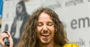Michał Szpak w dziwacznym przebraniu. Skradł całe show