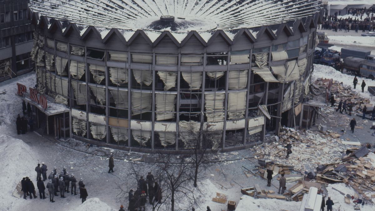 Warszawa, 03.1979. Wybuch gazu w rotundzie PKO. Fot. FoKa / FORUM