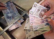 Złoty nadal mocny; oczekiwany poziom to 4,20 za euro