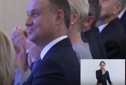 Raper wystąpił przed prezydentem Dudą. Całe show skradła jednak tłumaczka języka migowego