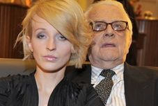 Kamila Łapicka dostała pracę dzięki mężowi