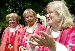 Jak żyją katolickie kobiety-księża?