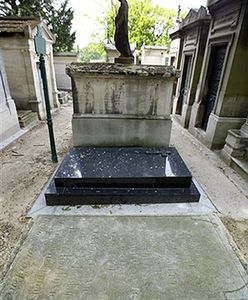 Nagrobki z Chin podbijają rynek