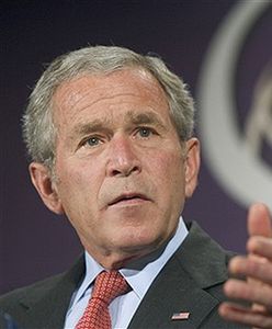 Co się stało z zegarkiem Busha w Albanii?