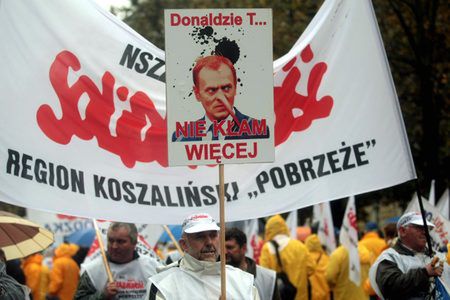 Śniadek: polityka oszczędności zadłużyła Polskę