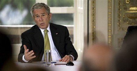 Bush apeluje o pomoc dla przemysłu samochodowego