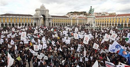 Portugalscy nauczyciele masowo wyszli na ulice