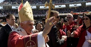 Papież spotkał się z osobami molestowanymi przez księży